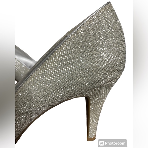 Women's High Stiletto Heels - Picture 4 of 9